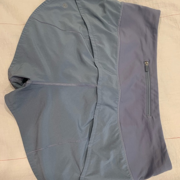 Lululemon high rise speed up shorts in size 10 - Picture 2 of 7